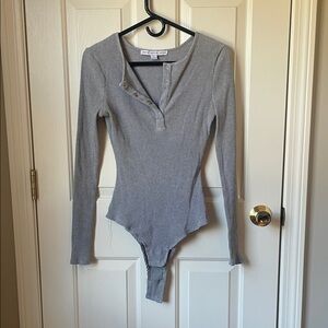 Ribbed Henley Long-Sleeve Bodysuit - Gray
